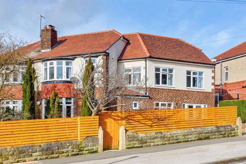 5 bedroom semi-detached house for sale