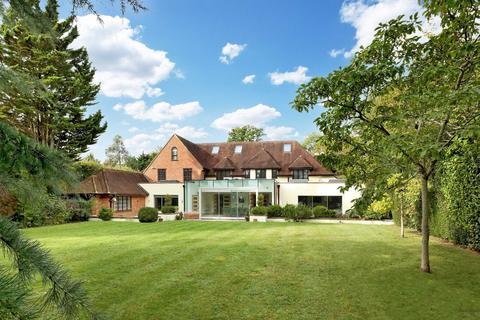 7 bedroom detached house for sale