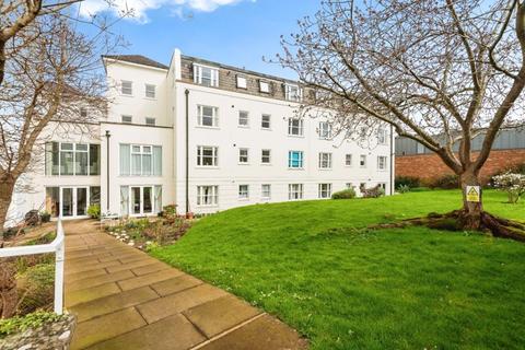 46 Park Place, Cheltenham GL50 2 bed flat for sale