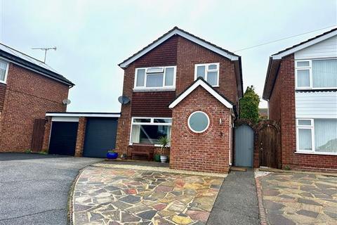 Kennet Close, Durrington, Worthing... 3 bed detached house for sale