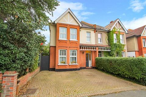 Onslow Gardens, South Wallington SM6 4 bed semi