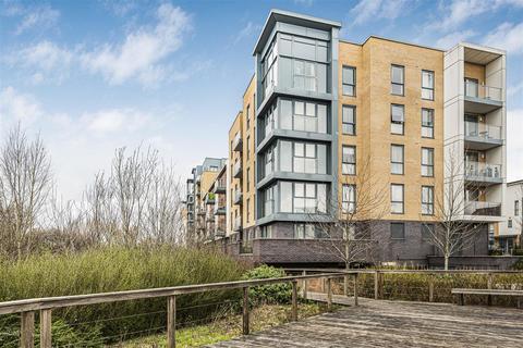 Cygnet House, Drake Way, Reading 2 bed apartment for sale