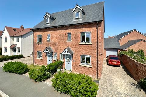 Garnstone Drive, Weobley, Hereford, HR4 4 bed semi