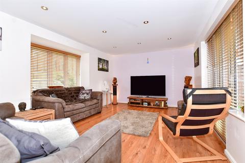 Melrose Close, Maidstone, Kent 3 bed detached house for sale