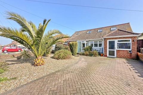 4 bedroom detached bungalow for sale