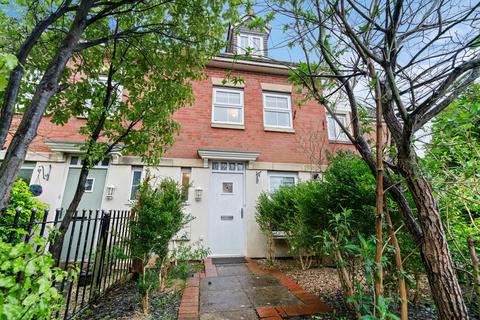 Caerphilly Road, Llanishen, Cardiff 3 bed townhouse for sale