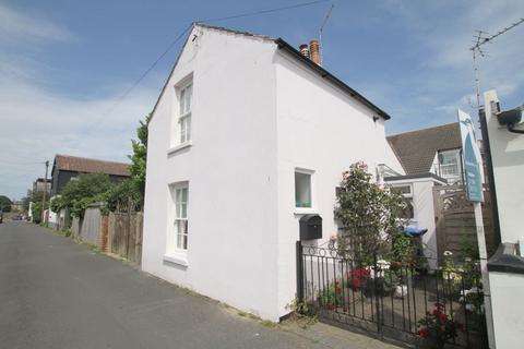 1 bedroom detached house for sale