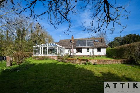 Church Road, Chediston 5 bed detached bungalow for sale