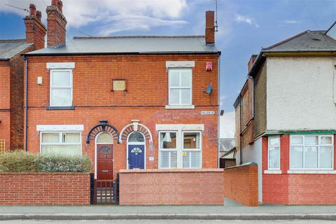 College Street, Long Eaton NG10 3 bed semi