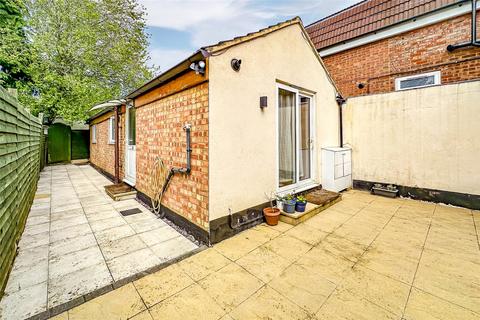 Hatfield Road, St. Albans... 1 bed detached house for sale