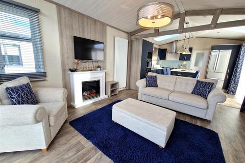 20, Stewarts Resort, St Andrews 2 bed chalet for sale