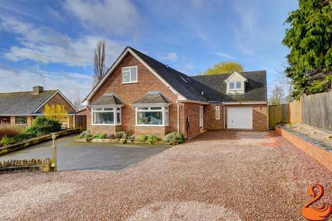 Lenchwick, Evesham 4 bed detached house for sale