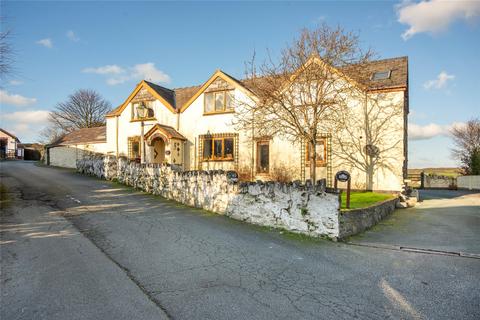 Bwlch Farm Road, Deganwy, Conwy, LL31 3 bed detached house for sale