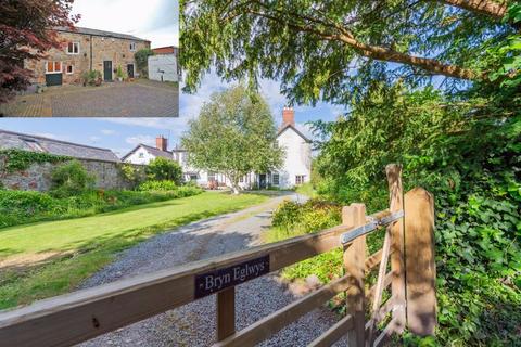 Castle Road, Chirk 7 bed character property for sale