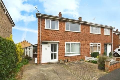 Wistaria Road, Wisbech... 3 bed semi