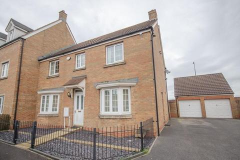 4 bedroom semi-detached house for sale