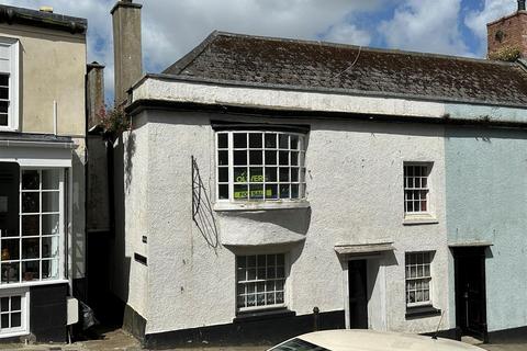 Church Street, Helston TR13 2 bed flat for sale