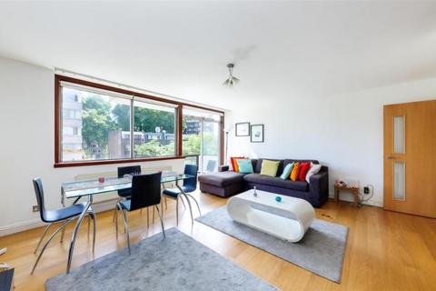 The Quadrangle, Hyde Park, London W2 2 bed apartment for sale