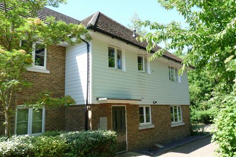 Marlpit Hill, Edenbridge 2 bed flat for sale