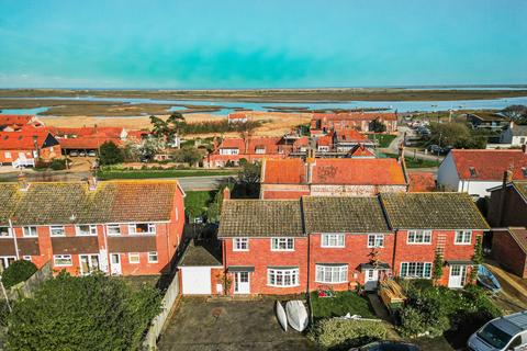 22 The Close, Brancaster Staithe 3 bed semi
