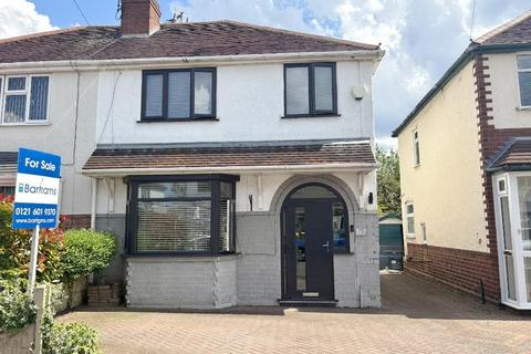 Collins Road, Wednesbury, WS10 0RZ 3 bed semi