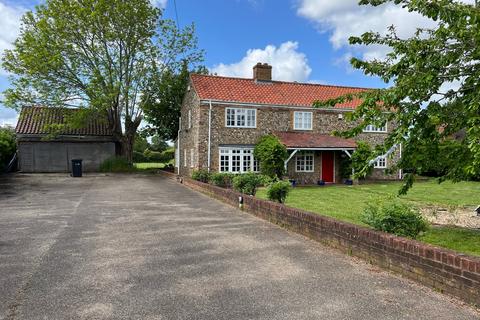 Low Road, King's Lynn PE33 4 bed detached house for sale