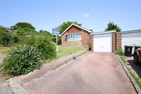 Meads Avenue, Hove 2 bed detached bungalow for sale