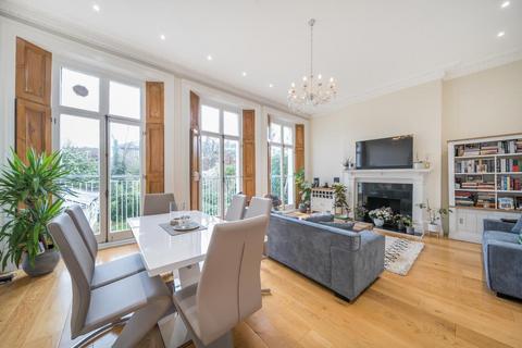 Buckland Crescent,  Belsize Park,  NW3 2 bed flat for sale