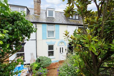 Harbour Street, Whitstable, CT5 3 bed terraced house for sale