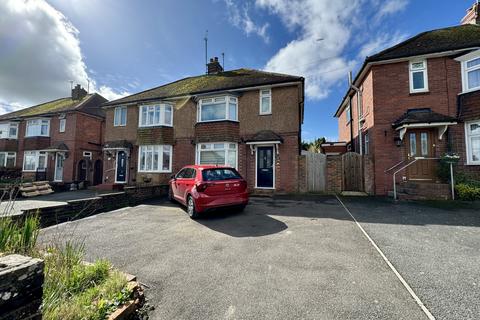 Station Road, Hailsham, East Sussex... 2 bed semi