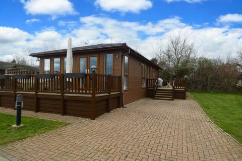 Seaview Avenue, CO5 8DA 2 bed lodge for sale