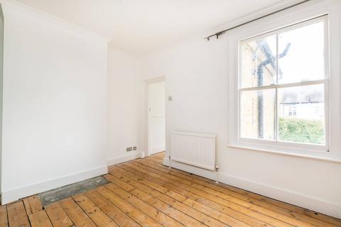 New Road, Ham, Richmond, TW10 2 bed house for sale