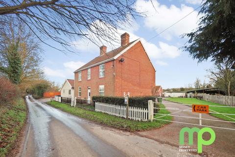 18 bedroom detached house for sale