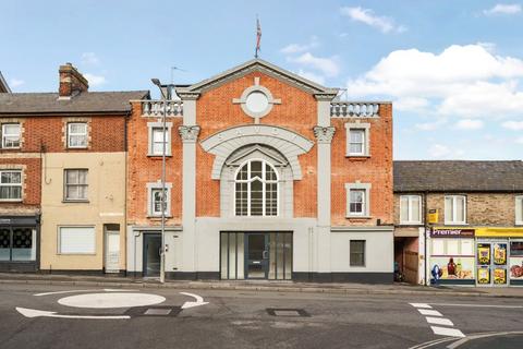 Trinity Street, Halstead, Essex 2 bed apartment for sale