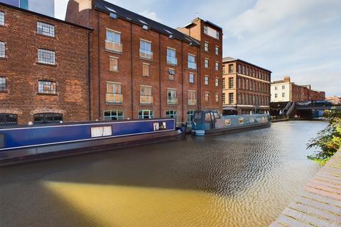 Granary Wharf, Steam Mill Street 2 bed apartment for sale