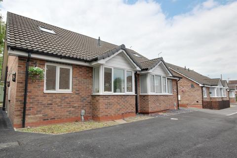 2 bedroom semi-detached bungalow for sale