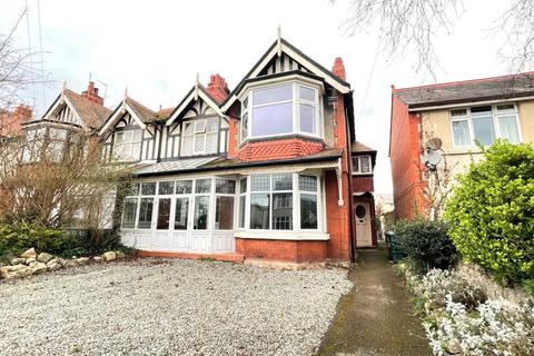 Everard Road, Rhos On Sea, Colwyn Bay 3 bed flat for sale