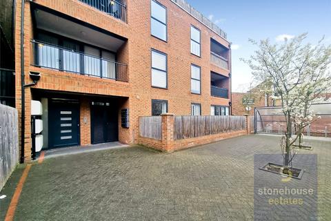 590 High Road, Leytonstone, London, E11 1 bed apartment for sale