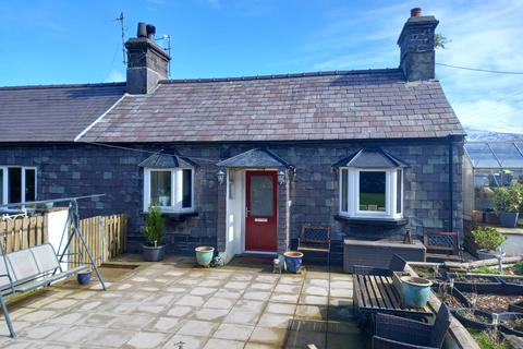 4 bedroom cottage for sale