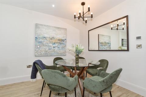 Harestone Gardens, Stanstead Road... 3 bed terraced house for sale