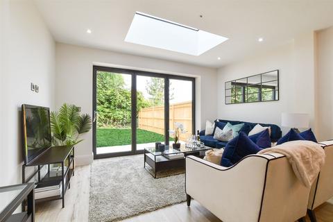 Harestone Gardens, Stanstead Road... 3 bed terraced house for sale