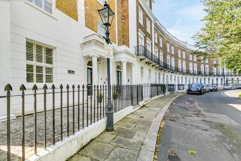Crescent Grove, London, SW4. 5 bed end of terrace house for sale