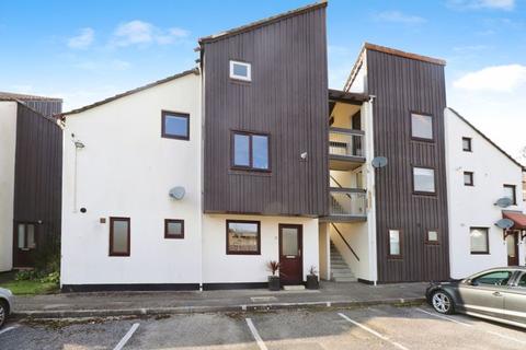 Tree Hamlets, Poole BH16 2 bed apartment for sale