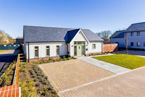 MEADOW VIEW, Epping Lane, Stapleford... 3 bed detached bungalow for sale
