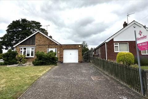 Lee Fair Gardens, Scunthorpe DN17 3 bed detached bungalow for sale