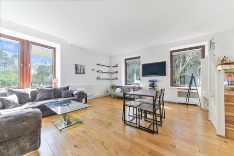 Whitehouse Apartments, Belvedere... 2 bed apartment for sale