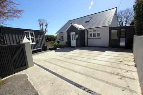 5 bedroom detached bungalow for sale