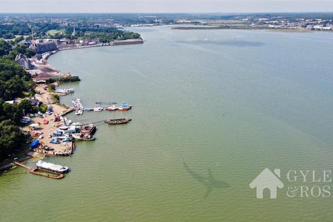 Mistley Marina 4 bed detached house for sale