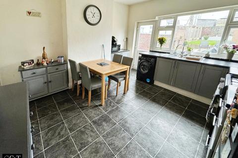 Haden Road, Cradley Heath 2 bed terraced house for sale