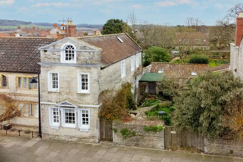 Broad Street, Somerton 4 bed end of terrace house for sale